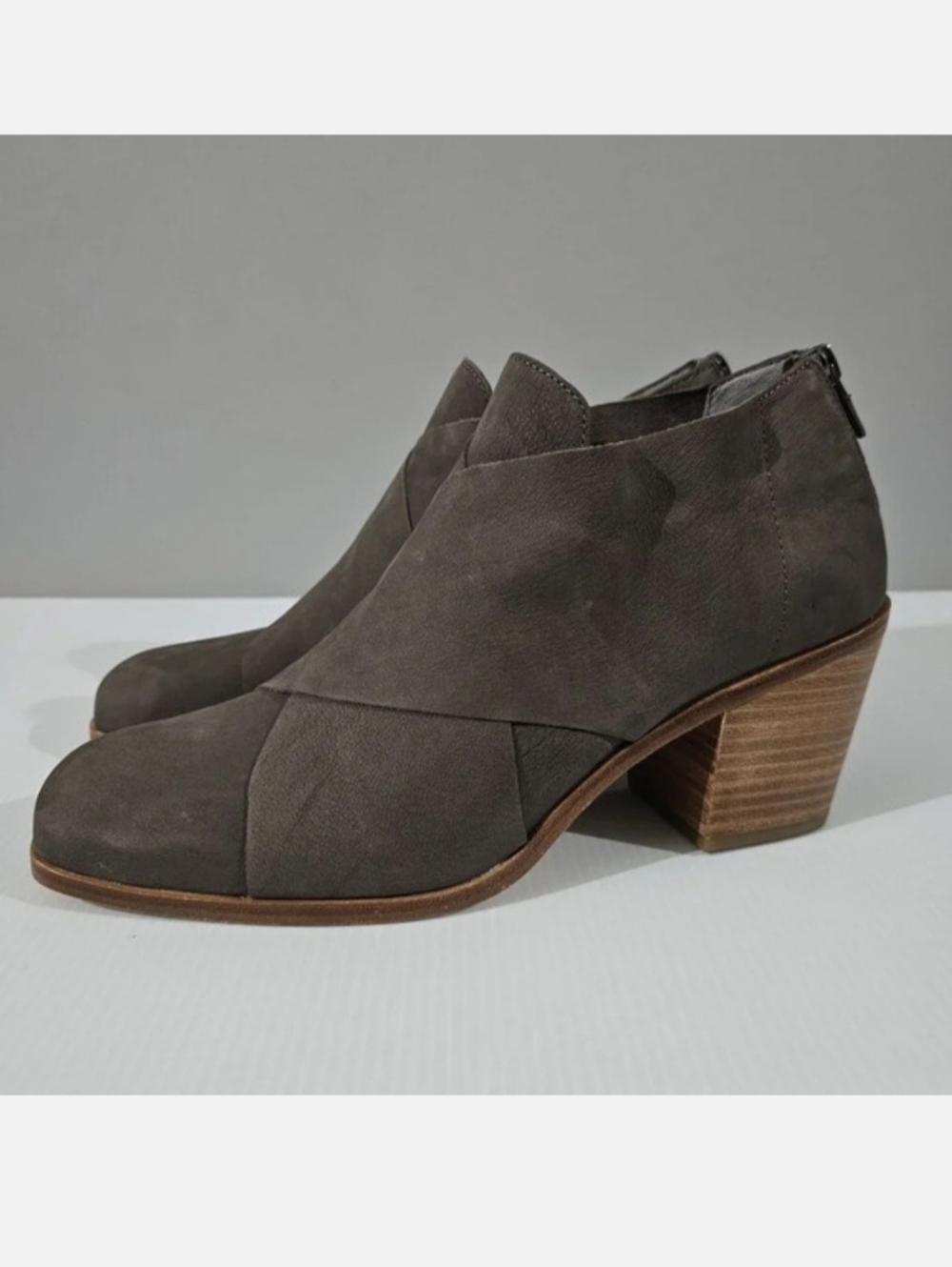 Eileen Fisher Ember Low Ankle Boot Womens 10 Taupe Brown Leather Block Heel New